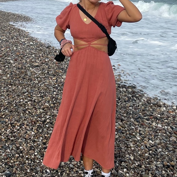 Urban cut out dress Worn once! - Picture 4 of 4